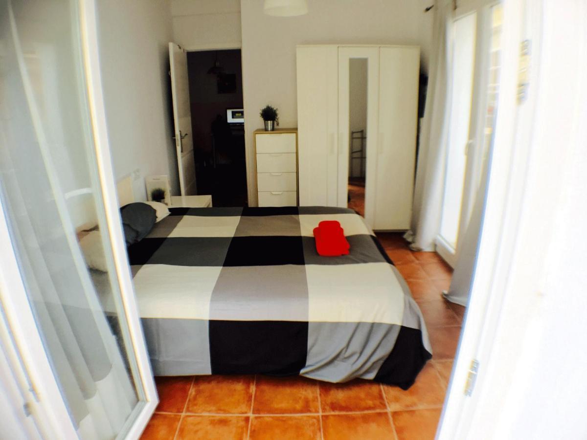 Apartamento Centro + wifi+ 2 camas de matrimonio +playa Cádiz Exterior foto