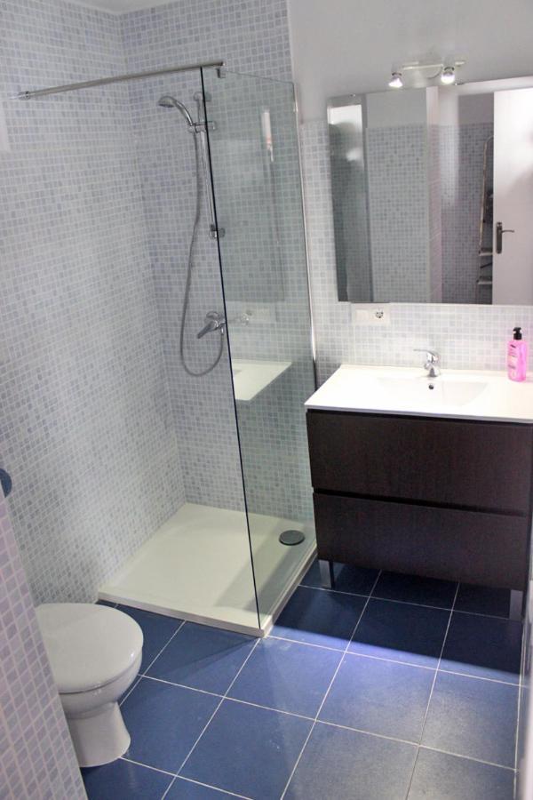 Apartamento Centro + wifi+ 2 camas de matrimonio +playa Cádiz Exterior foto